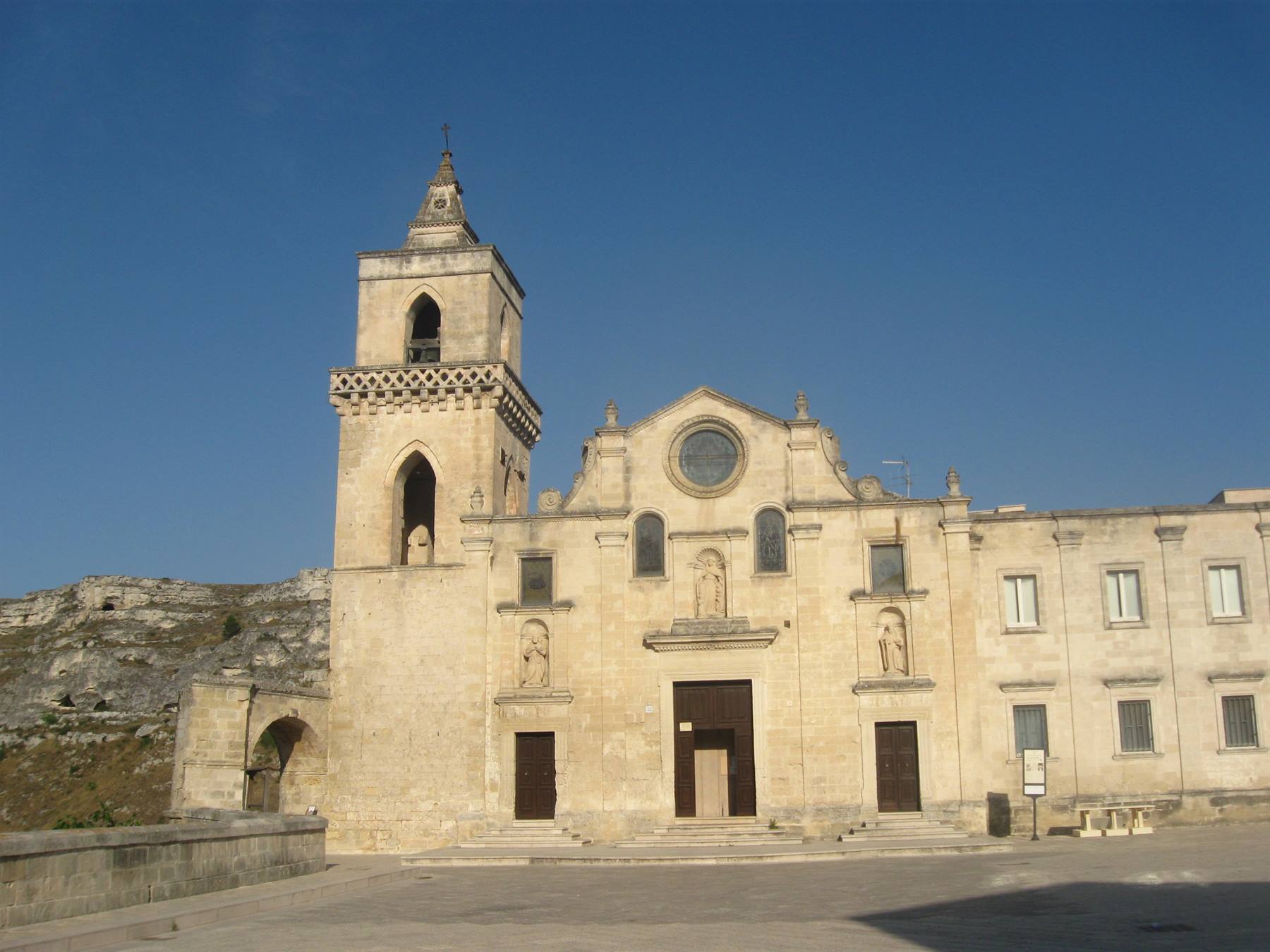 Chiesa di San Pietro Caveoso con campanile, pietra calcarea, Matera