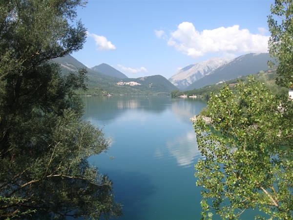 Lake Barrea