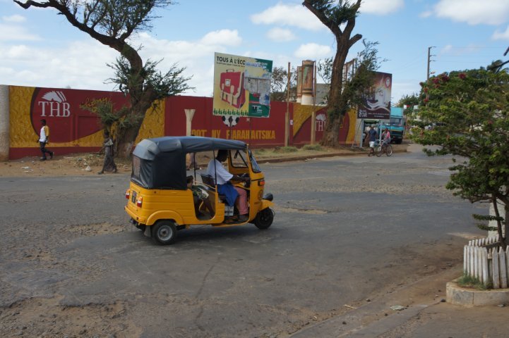 tuk tuk per la spiaggia