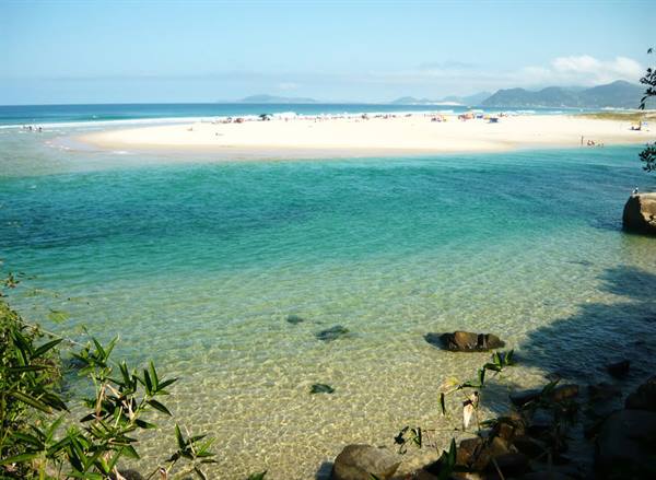 praia do Embaú