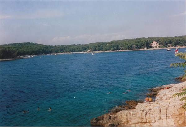 CIKAT BAY