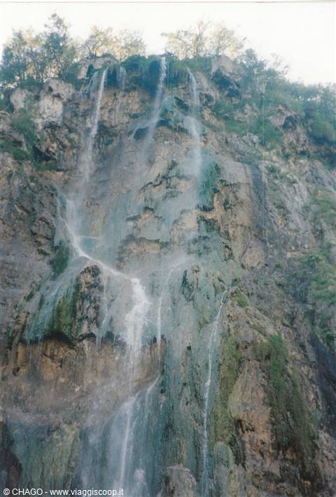 THE GREAT WATERFALL