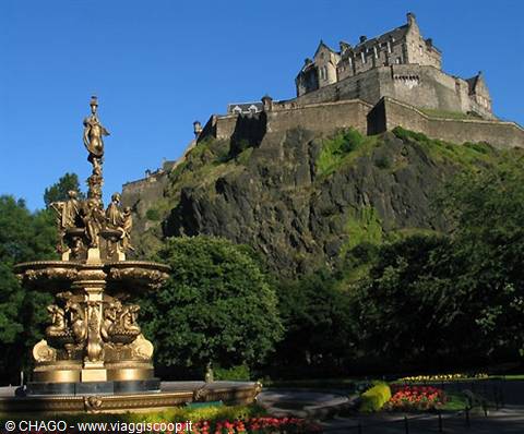 EDINBURGH THE CASTLE