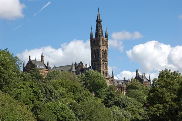GLASGOW THE UNIVERSITY