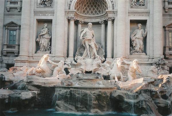 TREVI FOUNTAIN