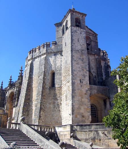 Convent of Christ in Tomar: Templar rotunda in stone under blue sky