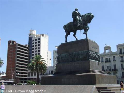 monument to Artigas, national hero