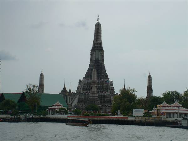 the Wat Arun