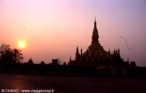 sunset Golden Pagoda