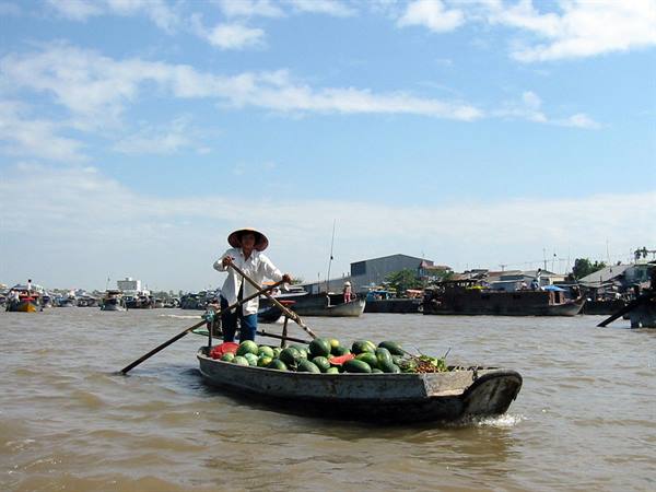 Can Tho, floating market