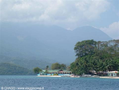 boat trip in Mindoro bay