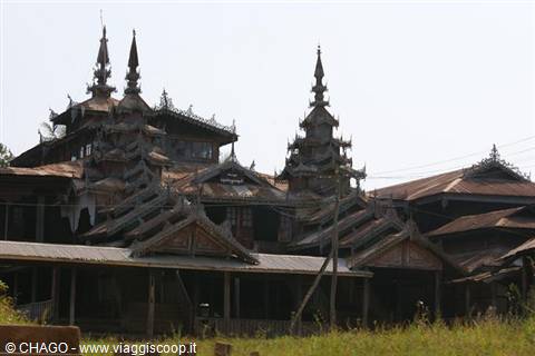 wooden pagoda in Inle