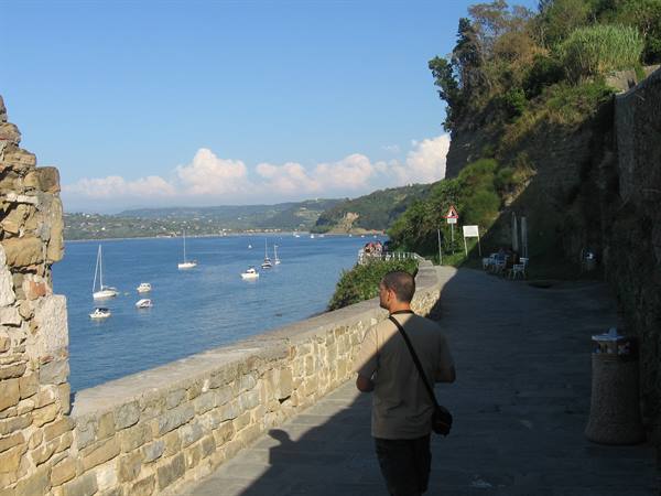 walk towards Fiesa