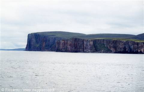 From Scrabster to Stromness (Orkney Islands)