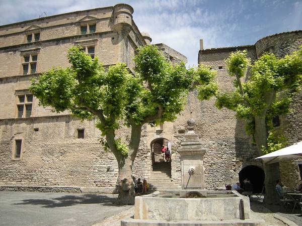 Gordes