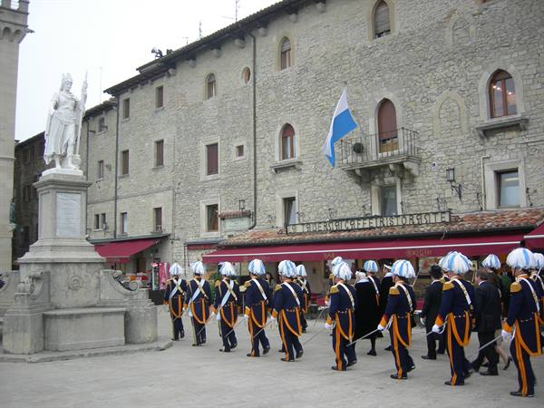 deployment of the military corps in piazza della libertà (corpus domini)