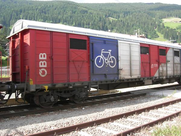 train (san candido)