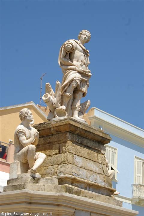 Marble statue of Charles of Bourbon above the Madonna Fountain in Tropea