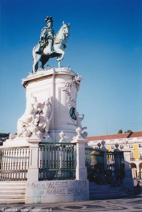 Bronze equestrian statue of King José I in Lisbon, bright sunlight