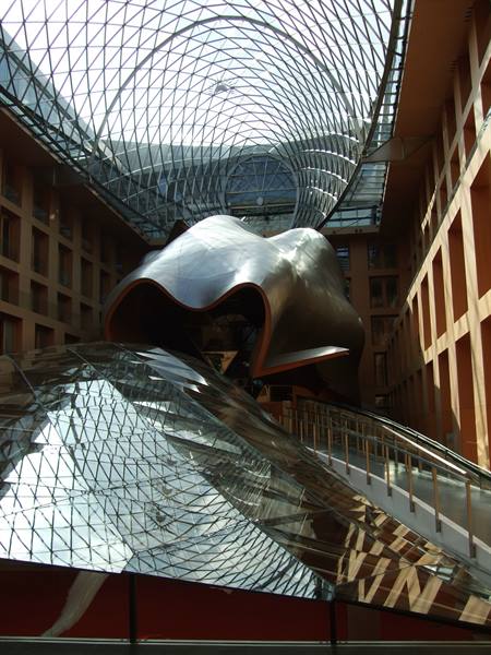 Berlin - Gehry's whale