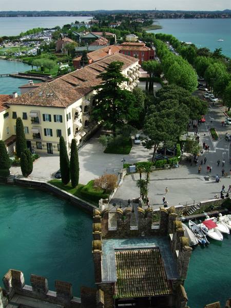 Sirmione new town