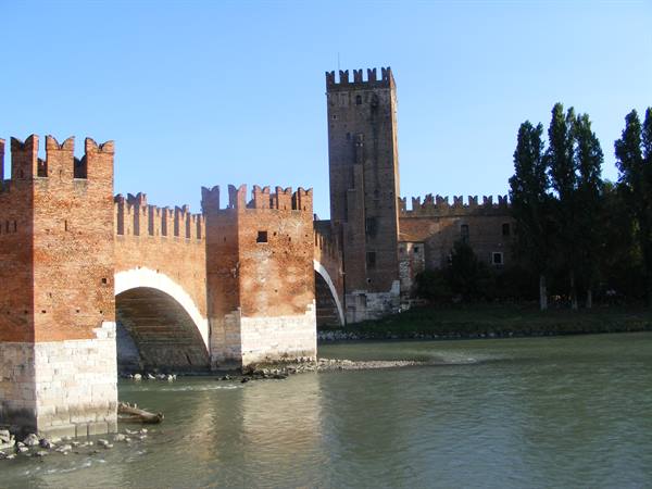 Brick crenellated bridge and tower of Castelvecchio over the Adige, Verona