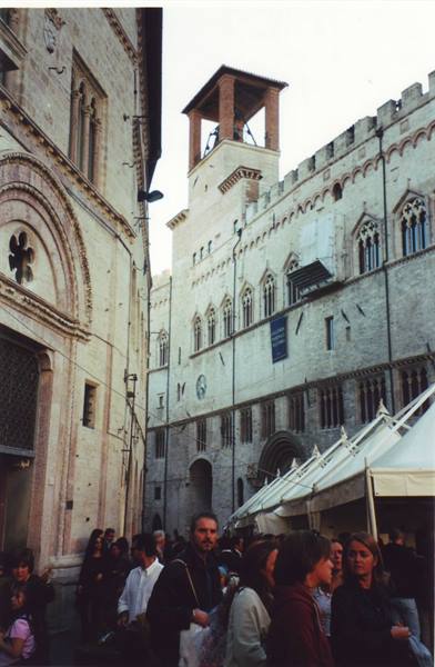 Crowd in front of Palazzo dei Priori in Perugia