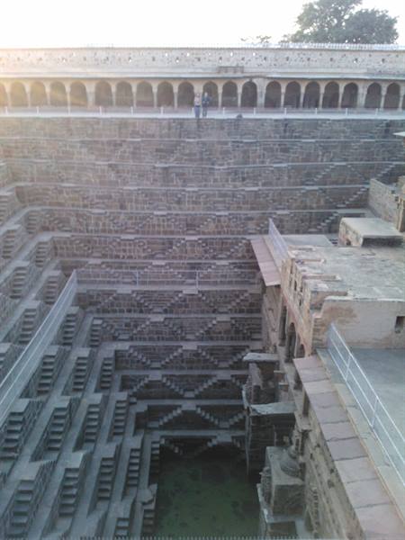 palace well