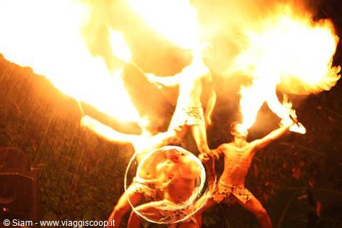 12/12/08 Phuket Stunt Show Collective fire spitter