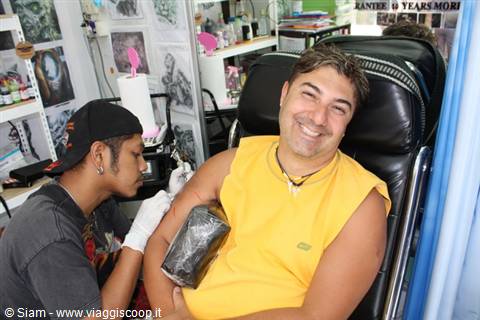 17/12/08 Tattoo, it doesn't hurt! it doesn't hurt!