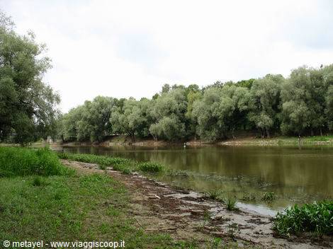 Emajõgi river in Tartu