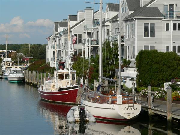Mystic River - Mystic - CT