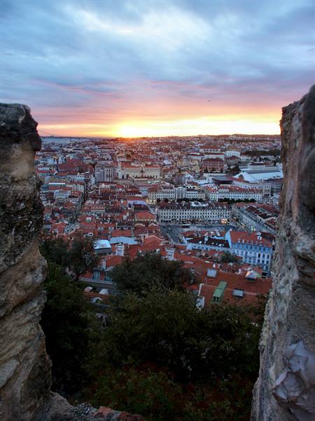 01 Lisbon - 04.11 Alfama - da Castelo de Sao Jorge