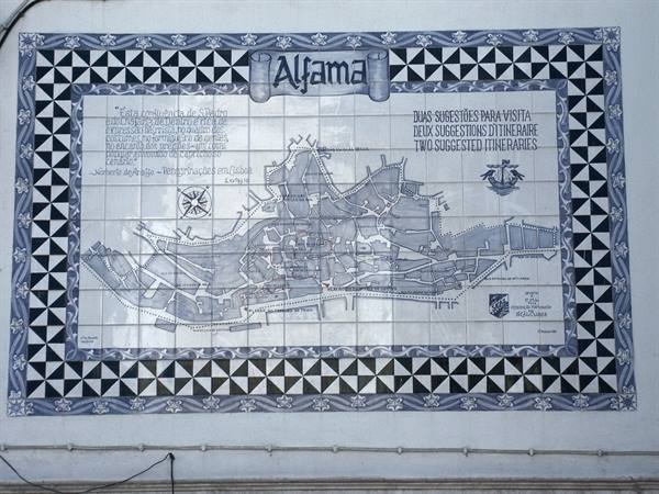 01 Lisbon - 11.18 Alfama