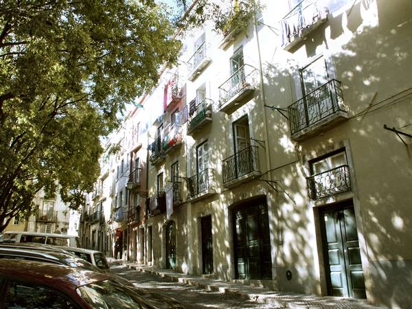 01 Lisbon - 11.21 Alfama