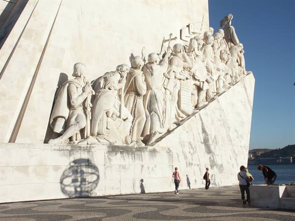 01 Lisbon - 14.02 Belém - Monument to the Discoveries