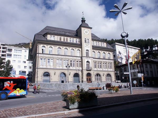 Bernina Express - 074 - St.Moritz