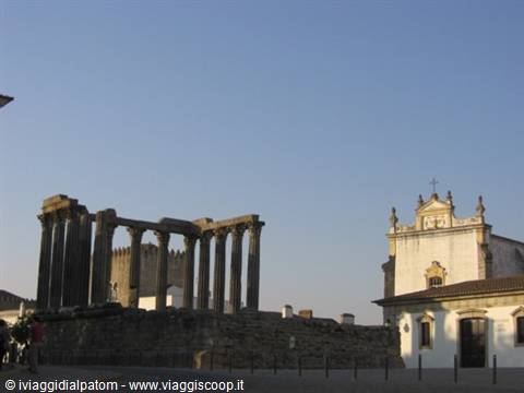 Évora: Temple of Diana