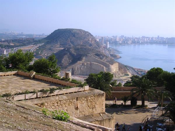 From the stone fortress walls, the bay and city of Alicante