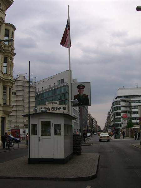 checkpoint Charlie