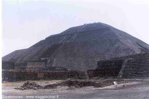 Pyramid of the Sun at Teotihuacan, stone steps under grey sky