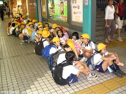 Kids at Nara station