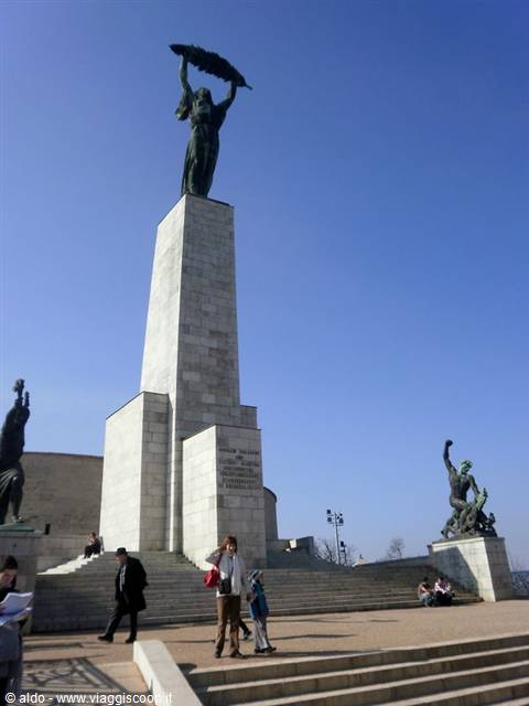 Statue of victory in the citadel