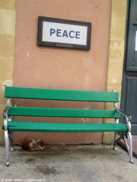 Nicosia Greek part, border