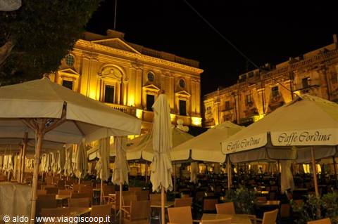 Republic Square at night