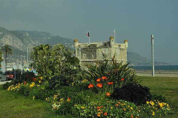Menton Ramparts