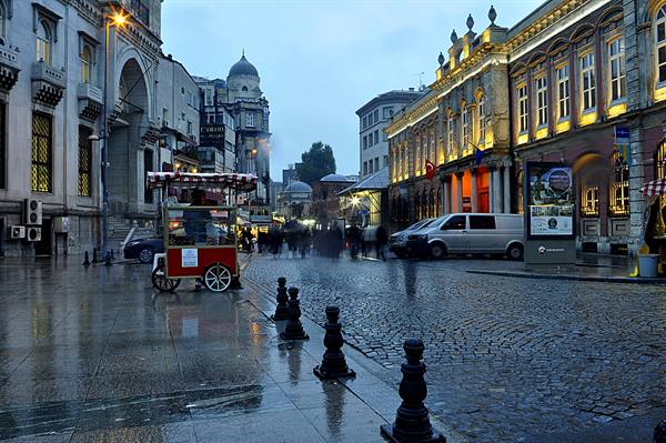 Istanbul the streets