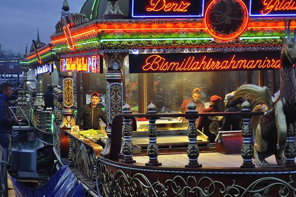 fish sandwich vendors