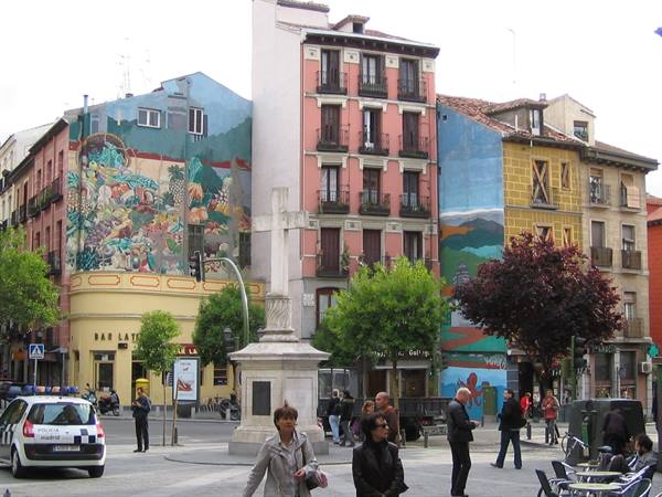 Puerta Cerrada Square