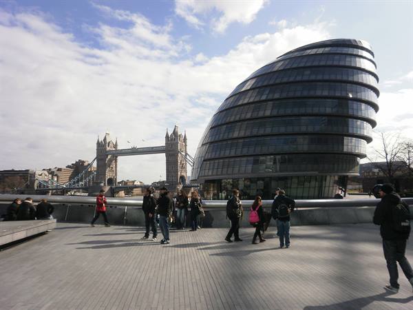 The egg and tower bridge